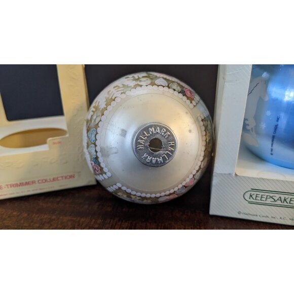 2 Vintage Hallmark Ornaments Love Keepsake & Tree Trimmer Collection 1980 & 1982 - Picture 9 of 10